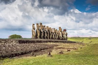 Easter Island, de Moai Trail Private Archeological Tour - Housity