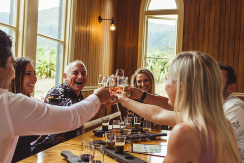 Queenstown : Tournée des vins et des bières artisanales au crépusculeQueenstown : Visite du vin et de la bière artisanale au crépuscule