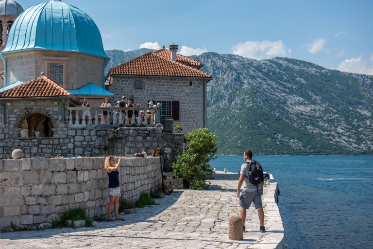 Excursión a la bahía de Kotor desde DubrovnikExcursión a la bahía de Kotor desde Dubrovnik - Grupo compartido