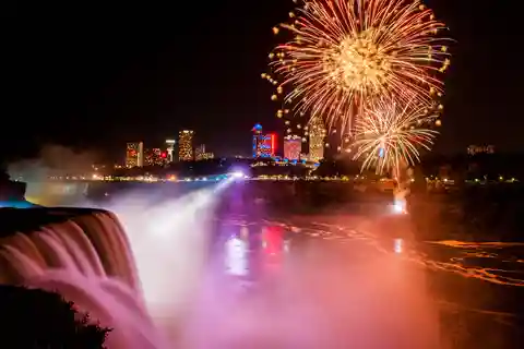 Niagara Falls, USA: Illumination Tour med Maid of the Mist