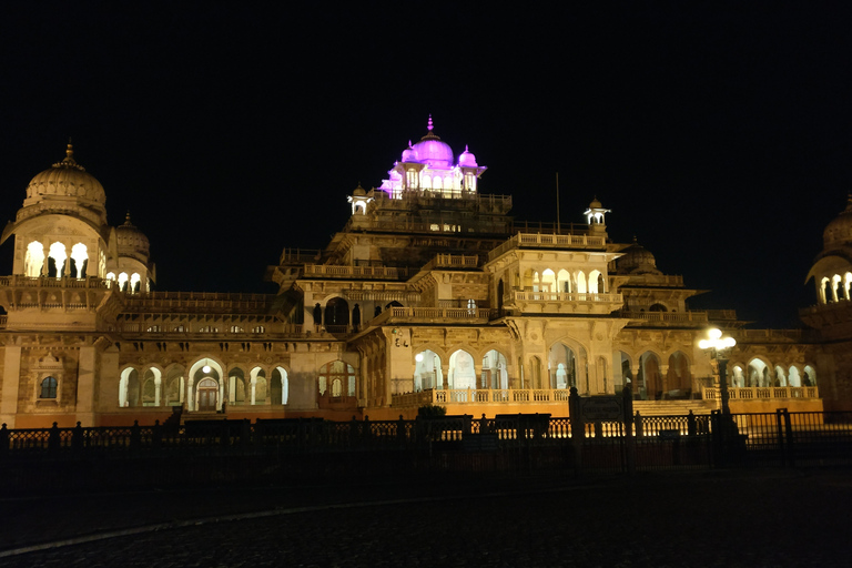 Jaipur: Guidad kvällsvandring med en lokalboJaipur: Kvällsvandring