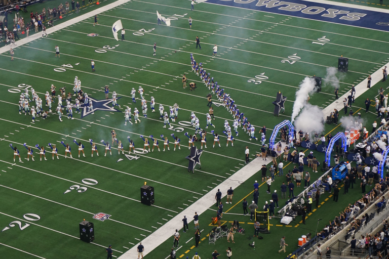 Dallas: Dallas Cowboys Football Game Ticket at AT&T Stadium Sideline