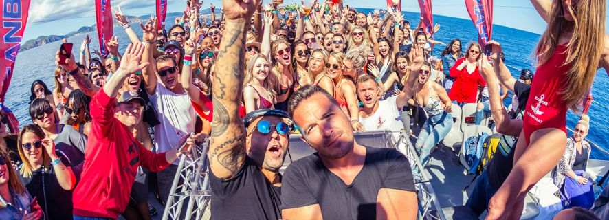 Ibiza: Boat Party Cruise met Open Bar en DJ