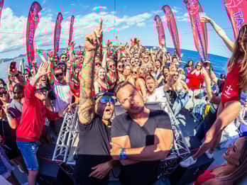 Ibiza: All-Inclusive Oceanbeat Bootsparty mit offener Bar Ibiza: All-Inclusive Oceanbeat Bootsparty mit offener Bar
