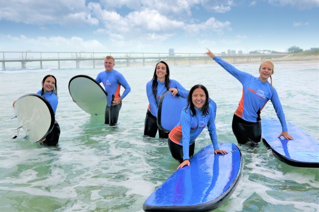 Visit Gold Coast: Surf Lesson in Surfers Paradise