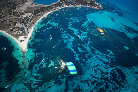 Fremantle Paquete de paracaidismo y ferry a la isla Rottnest14.000 pies Rottnest Skydive & Ferry