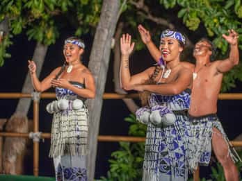 Big Island: Luau mit Buffet & Show Reisende auf dem Pazifik Big Island: Luau mit Buffet & Show Reisende auf dem Pazifik