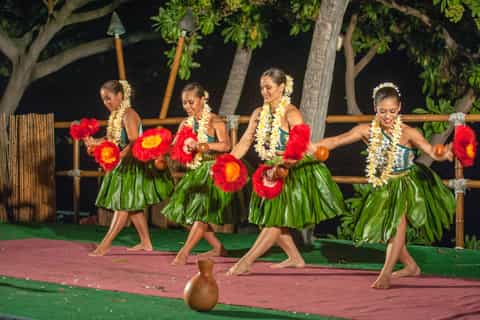 Big Island: Voyagers of the Pacific Luau with Buffet
