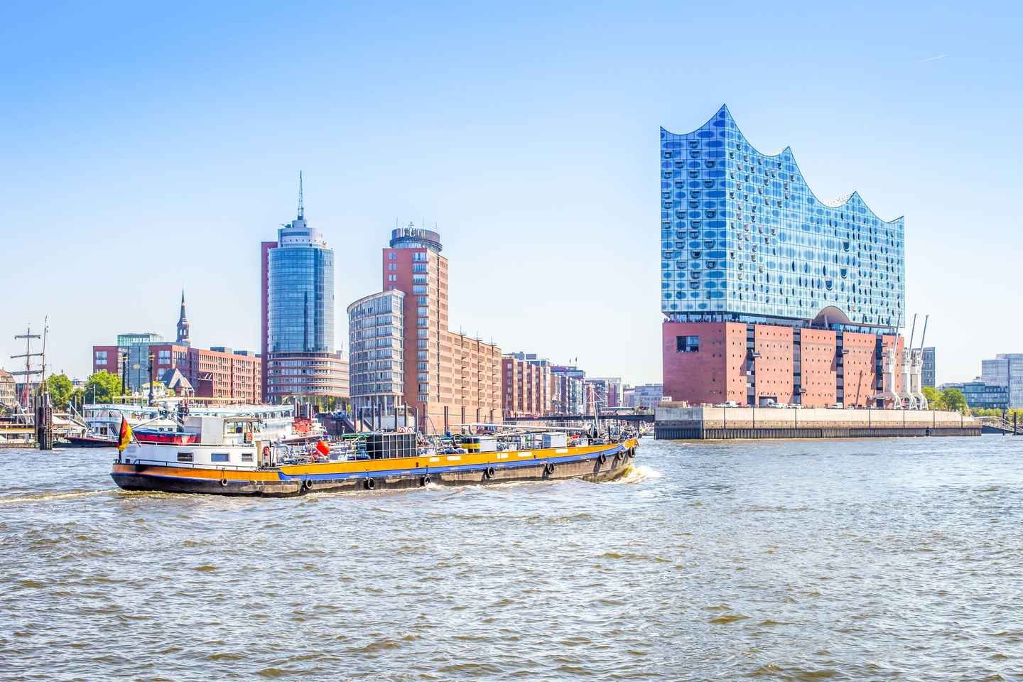speicherstadt and elbphilharmonie