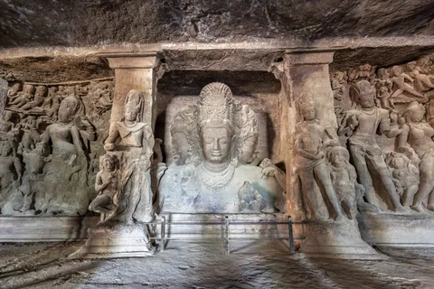 Elephanta Caves: Private Half-Day Tour from Mumbai