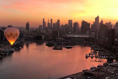 Melbourne: Balloon Flight at Sunrise