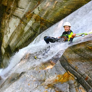 Verzasca Valley: 4-Hour Canyoning in Corippo