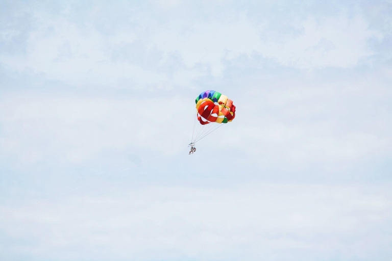 Boracay: experiencia de parasailing en solitario o en tándemParasailing biplaza (2 personas)
