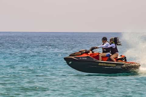 Cruises & boat tours