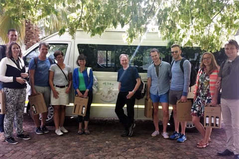 Stellenbosch: Hop-On Hop-Off Northern Route Wine Tour