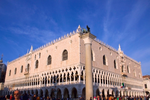 Wenecja: Wycieczka do Bazyliki i Pałacu Dożów z przejażdżką gondoląWycieczka grupowa po francusku