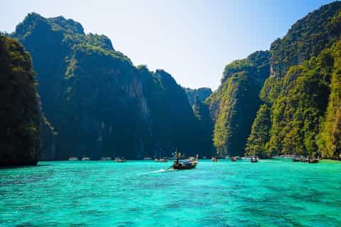 desde phi phi tour de medio día por las islas en barco