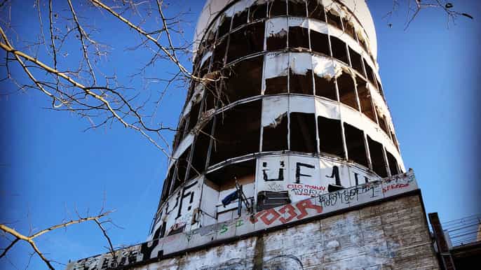 berlin teufelsberg abandoned listening station trip
