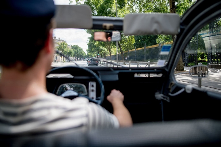 Burdeos: tour privado en un Citroën 2CVTour Privado en Citroën 2CV - 1 Hora 30 Minutos
