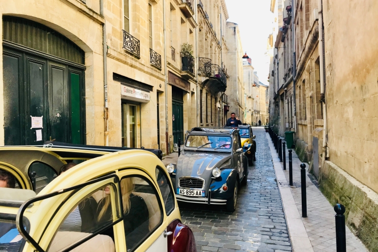 Bordeaux: privétour in een Citroën 2CVPrivétour in een Citroën 2CV - 1 uur en 30 minuten