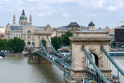 Budapest: Stadtspaziergang mit professionellem lokalem GuideRabatt für Alleinreisende