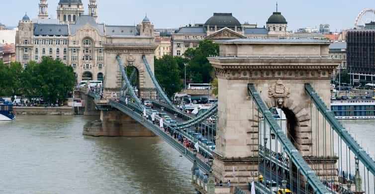 Budapest Walking Tour with a Professional Local Guide photo 6