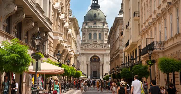 Budapest Walking Tour with a Professional Local Guide photo 4