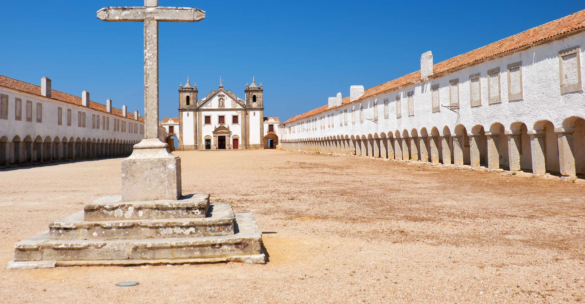 Sesimbra and Arrábida National Park Tour with Wine Tasting - Housity