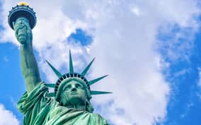 NYC: Statue of Liberty & Ellis Island Guided Tour with Ferry