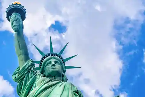 Ciudad de Nueva York: Visita guiada a la Estatua de la Libertad y Ellis Island