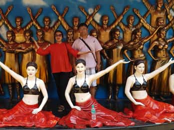 Mumbai: Private Bollywood-Tour mit Tanz-Show. Foto: GetYourGuide Mumbai: Private Bollywood-Tour mit Tanz-Show. Foto: GetYourGuide