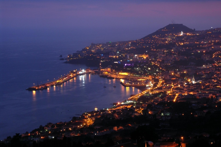Ab Funchal: Madeira bei Nacht mit traditionellem DinnerMadeira bei Nacht mit traditionellem Dinner
