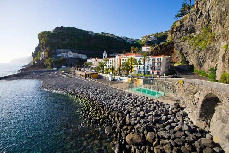 De Funchal: excursion d'une journée sur la côte sud de MadèreExcursion privée d'une journée: excursion sur la côte sud au départ de Funchal