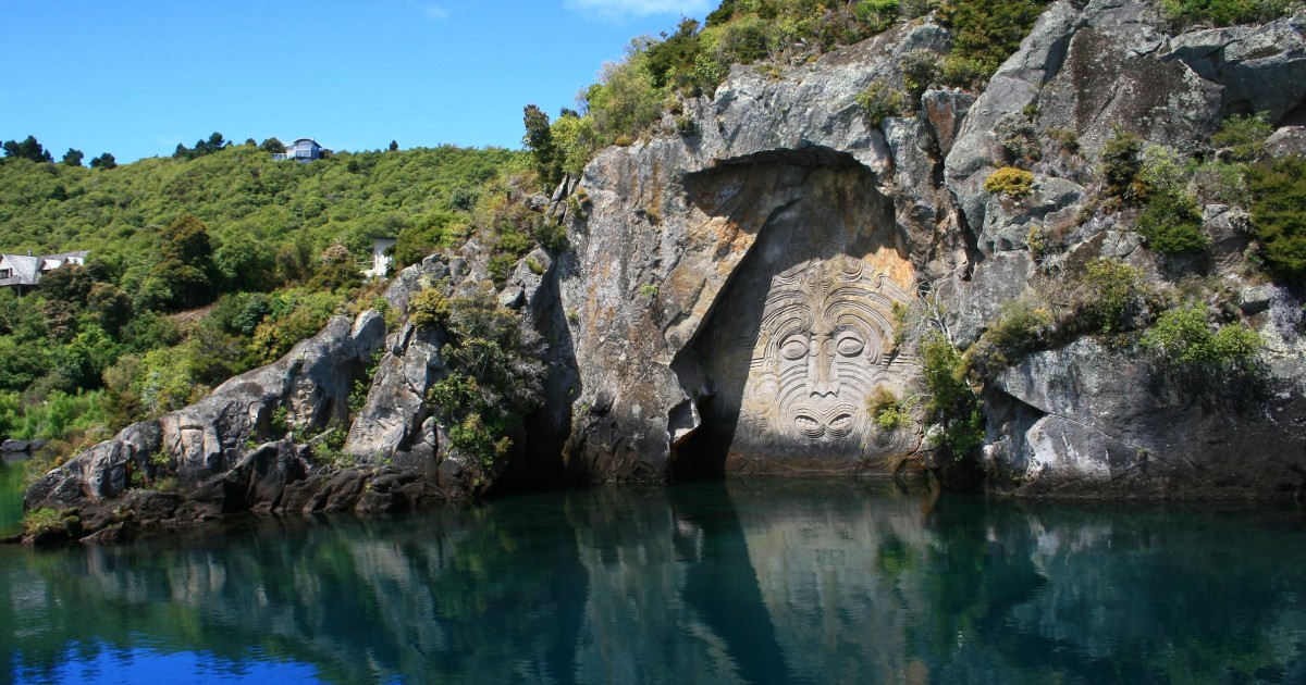  Lac Taupo  croisi re de 1 5 h aux Maori Rock Carvings 