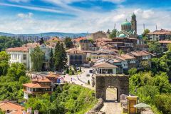 De Bucareste: viagem de um dia para grupos pequenos para a Bulgária medieval