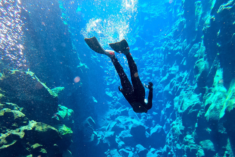 Vanuit Reykjavik: Silfra-snorkelen met onderwaterfoto'sOptie met een drysuit