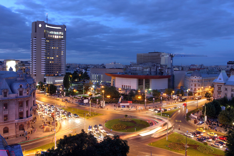 Bucarest: tour nocturno de 2 horas en coche