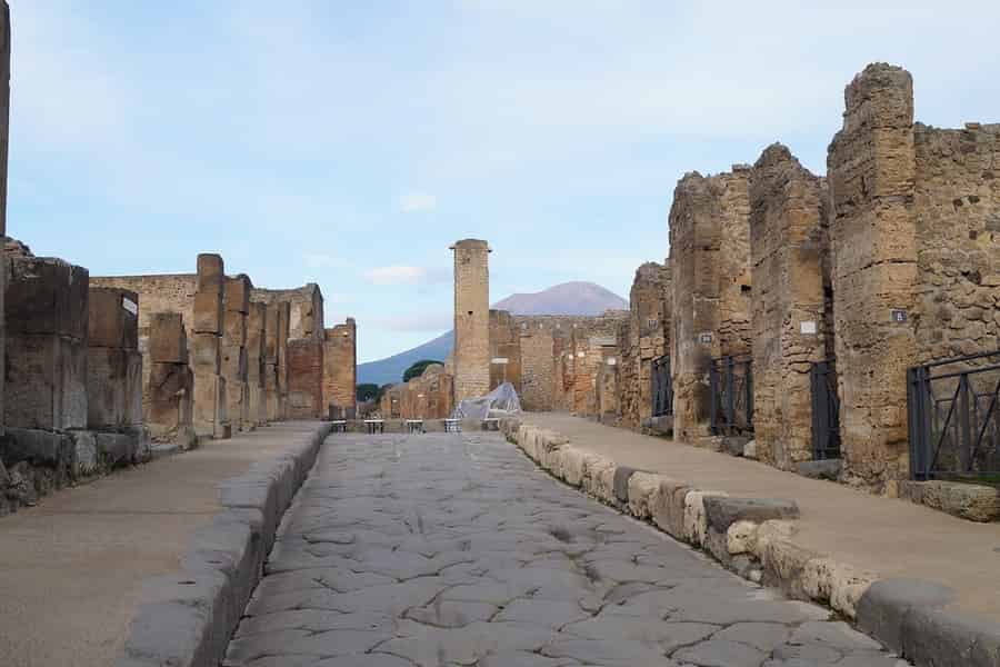 Ab Sorrent: Pompeji-Express-Tour mit Einlass ohne Anstehen