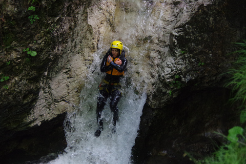 Bovec: Halbtägige Canyoning-Tour