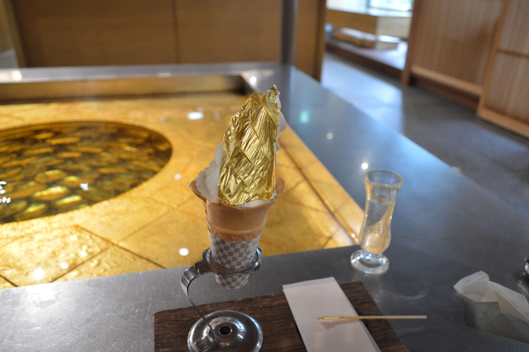 Kanazawa: Gold Leaf Workshop at a Historic Local Maker Gold Leaf Craft Workshop