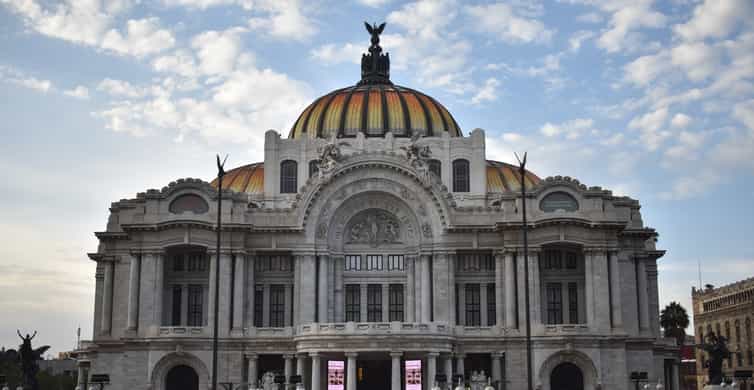 Mexico City: Mexican Folklore Ballet photo 14
