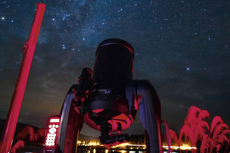 Lake Tekapo: 1.5-Hour Hot Pools & Stargazing Experience