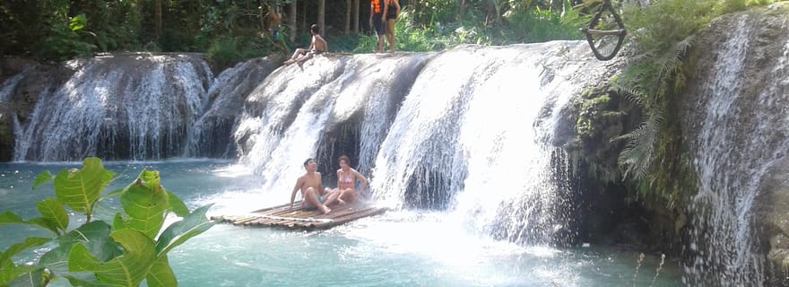 Dumaguete : Visite privée de l'île de Siquijor et des chutes de Cambugahay