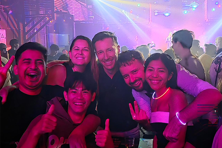Bangkok Party Animal: Pub Crawl + Club Entry Included