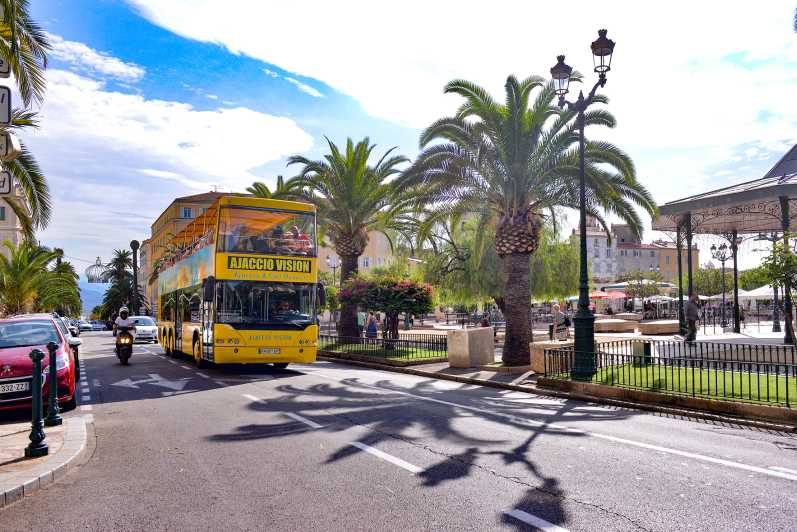 Ajaccio: tour delle attrazioni della città e della costa in autobus con piano panoramico