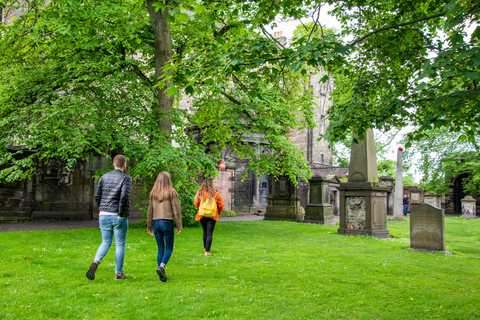 Edinburgh: Harry Potter Magical Guided Walking TourGroup Tour in Spanish