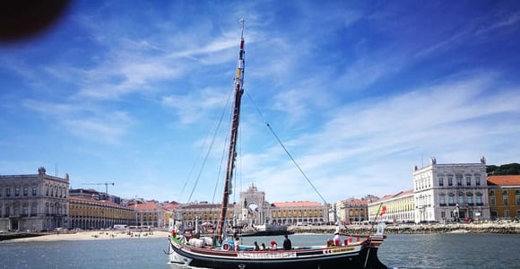 Lisbon Traditional Boats - Guided Sightseeing Cruise