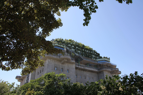 Hambourg : visite du « bunker vert » de St. Pauli - au-dessus des toits de HambourgHambourg : visite guidée du « bunker vert » de St. Pauli - au-dessus des toits de Hambourg