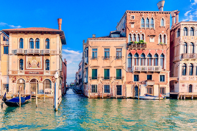 Expérience privée à Venise : visite à pied de la ville et en bateauVisite avec guide parlant italien