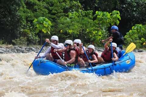 Manuel Antonio: rafting en el rio naranjo